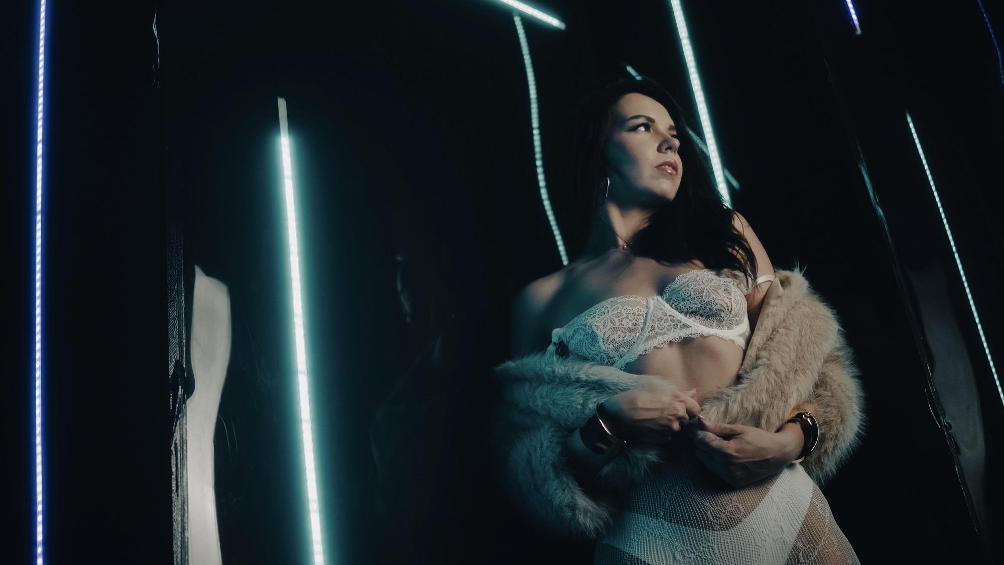 Silence In Neon - Порубаев Артем & Anastasia May Image 2