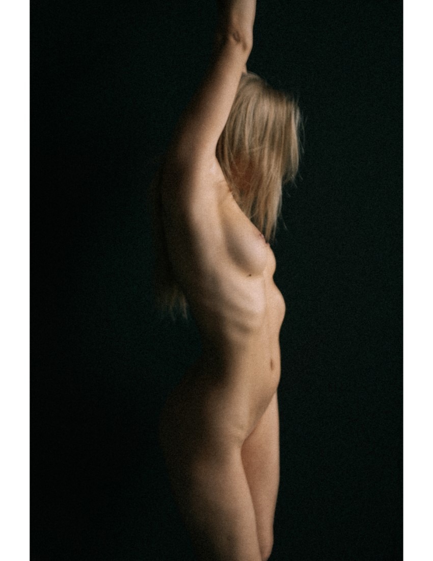 Silhouette - Anna Ioannova & Sophie Sivolap Image 4