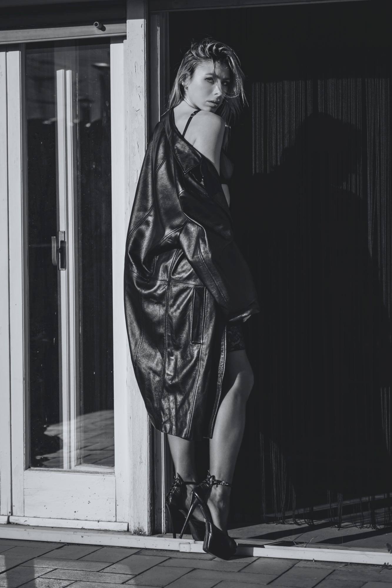 Simply Kristina - Francesco Colucelli & Cristina Kiwifree Image 11