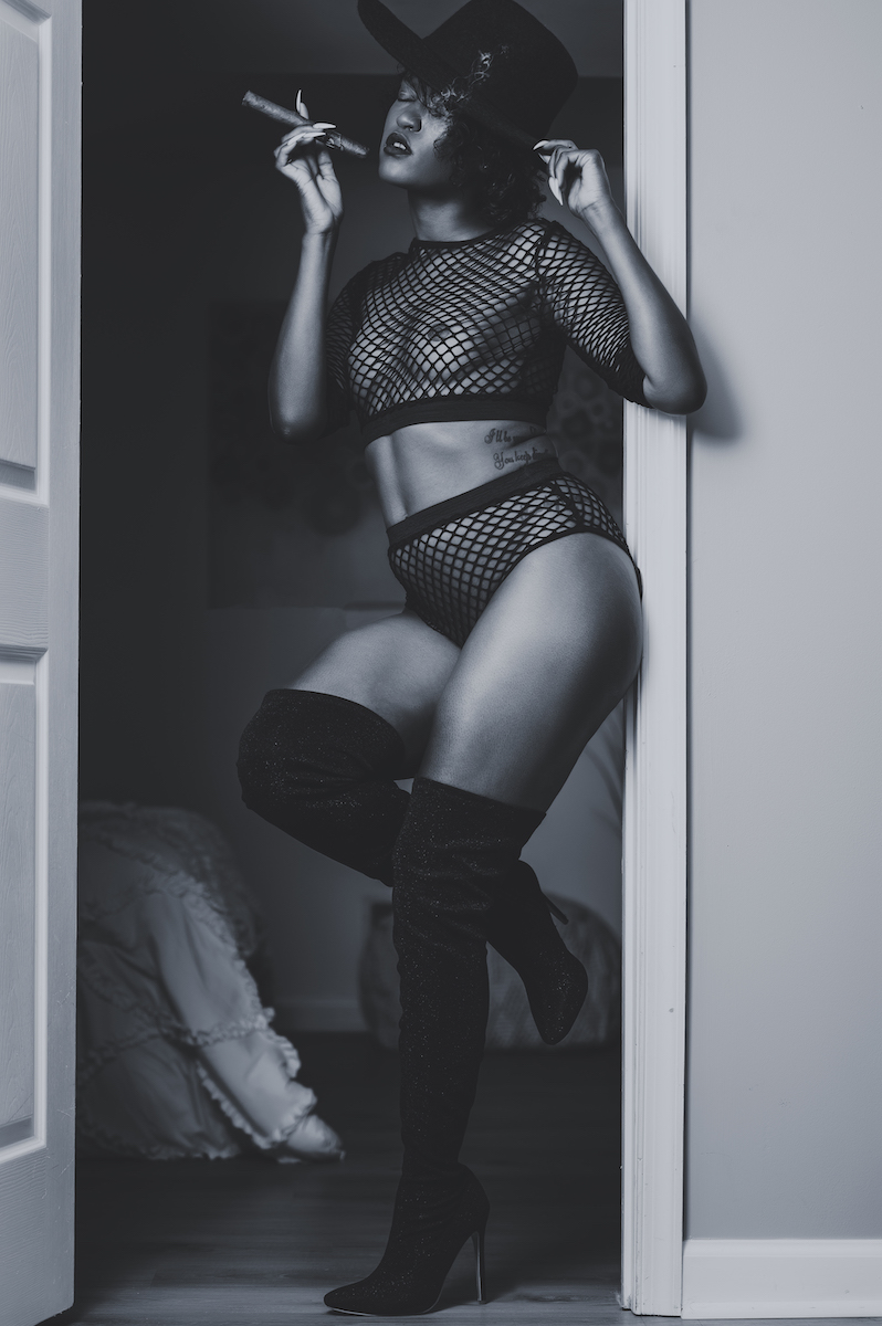 Smokin the Blues - Shay Forde & Robert Beasley Image 9