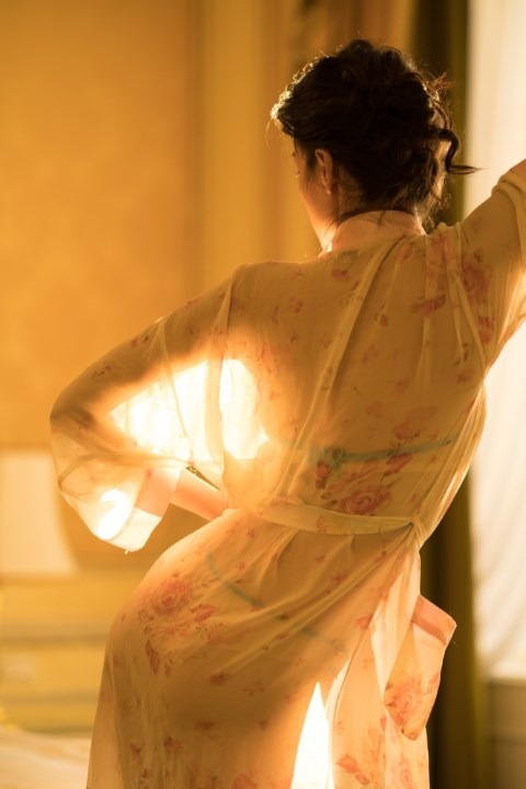 Stefan Navarro & Dora - Silk Night Robe Image 15