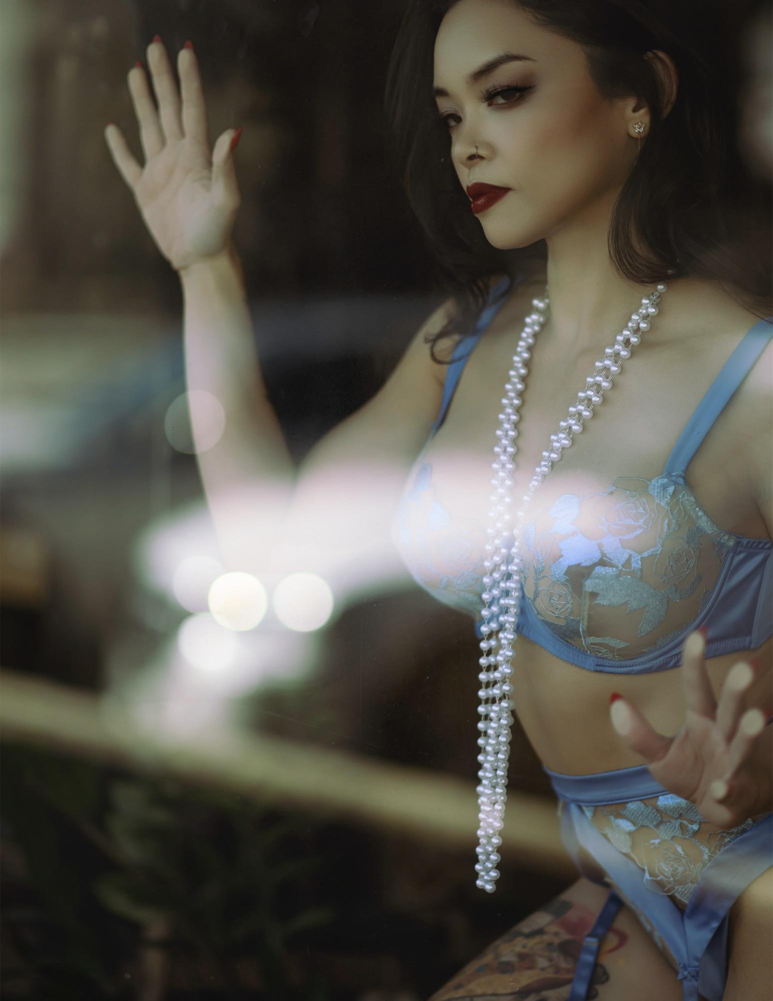 Sweet Silence - Kalina Schneider & X_vanquishr Image 5