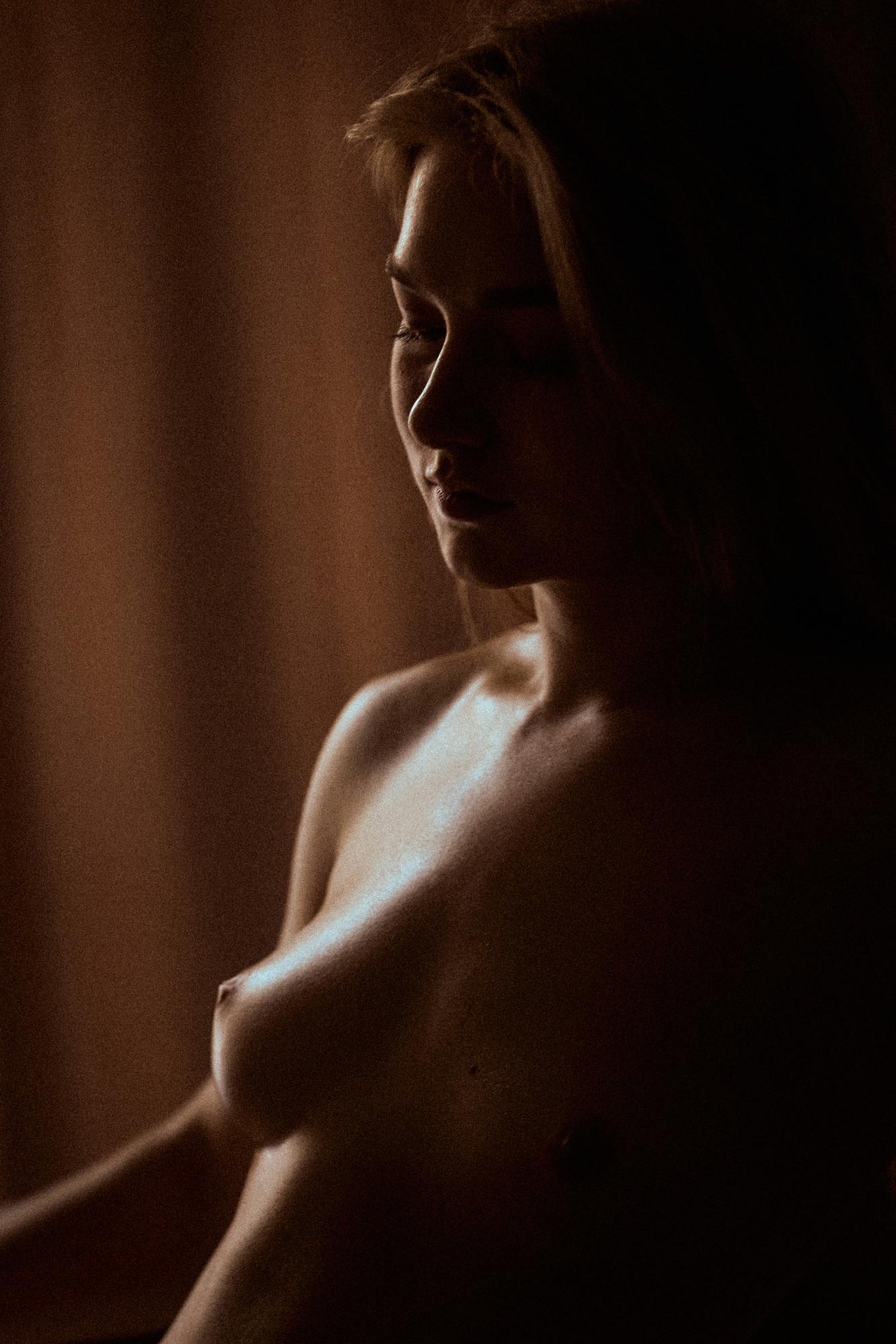 Tender Youth - Viktor Kupreyenko & Julia Mur Image 3