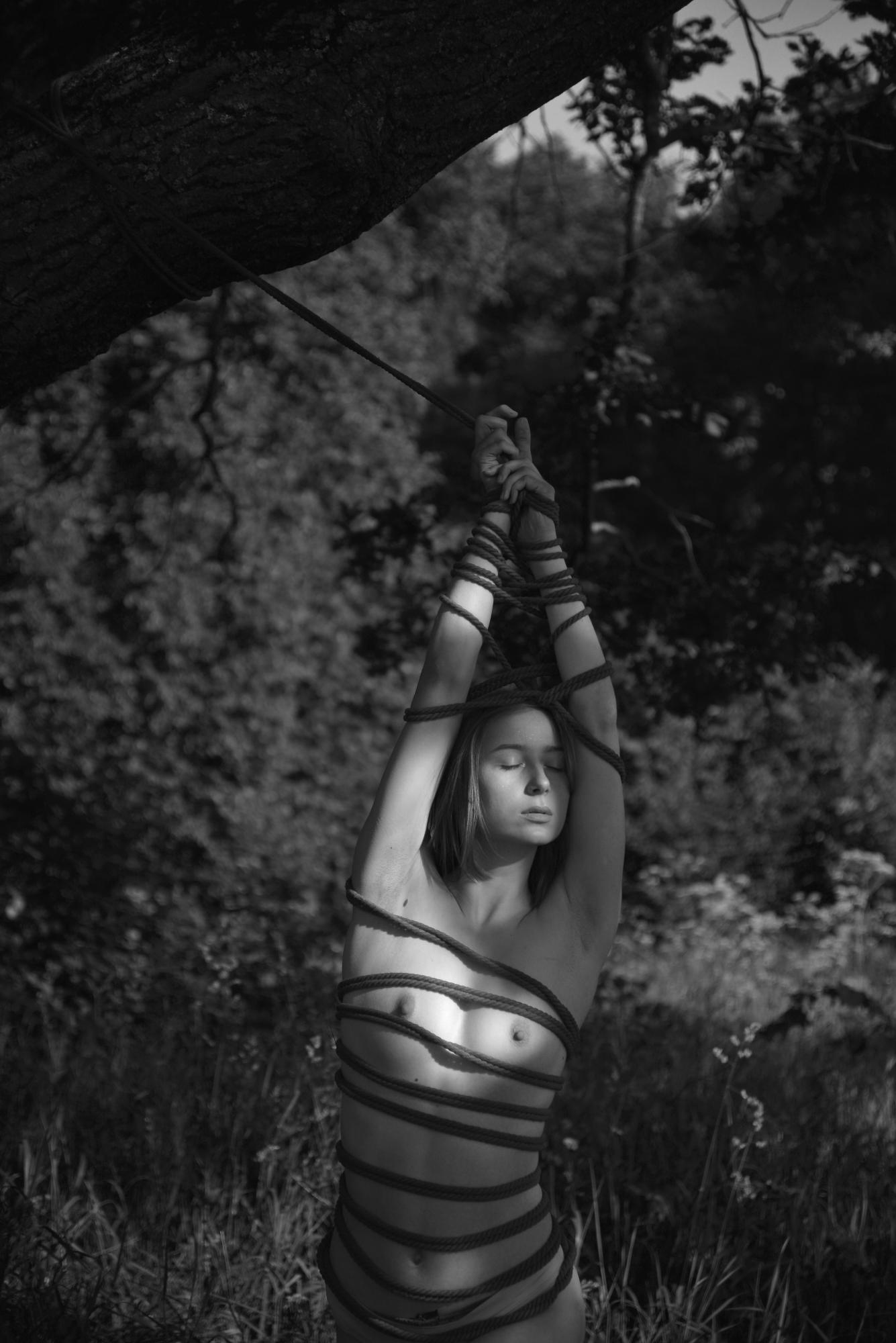 The Bound - Artem Loginov & Victoria Lozhkina Image 8