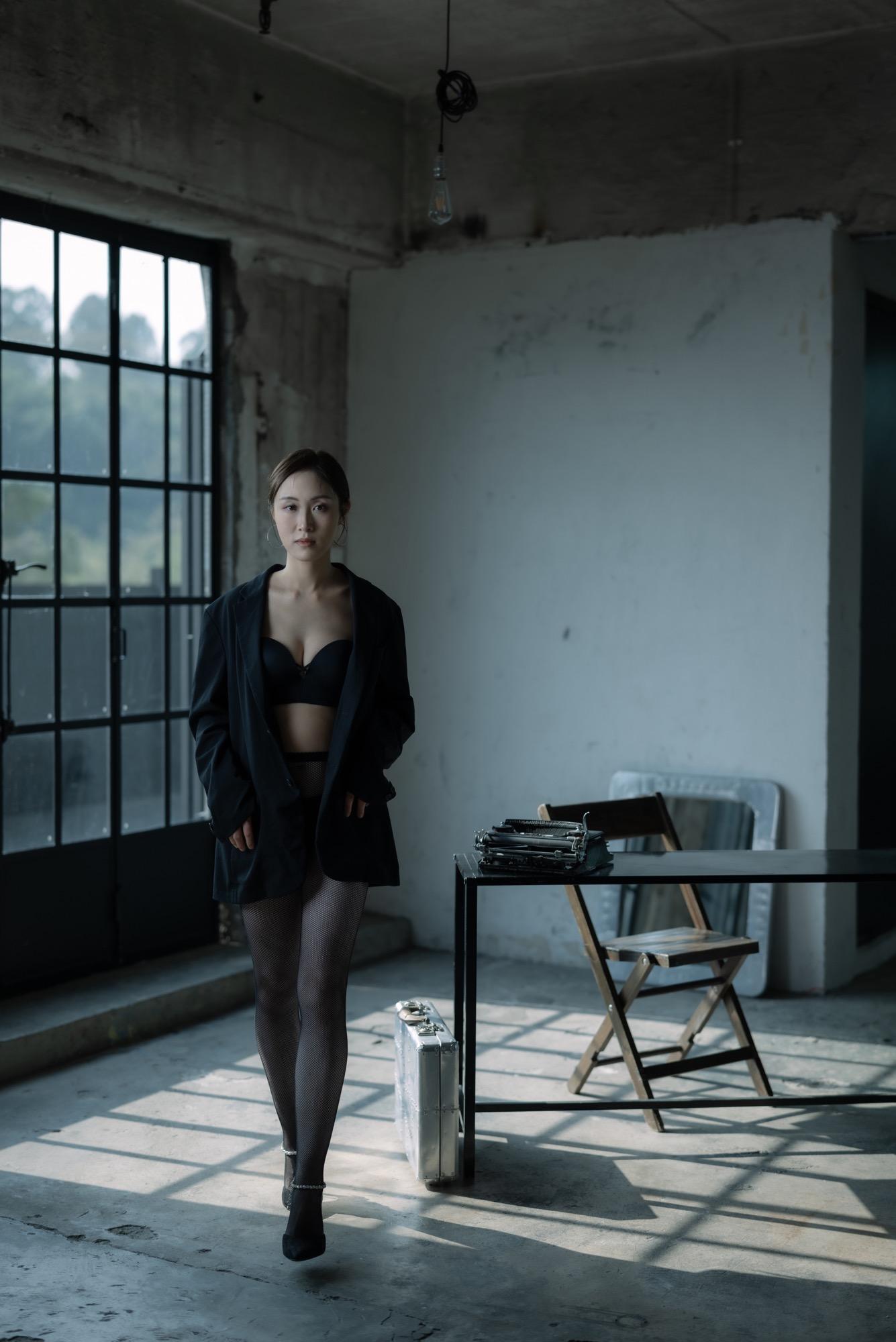 The Moody Wife - Angus Chan & Cherry Chu Image 3
