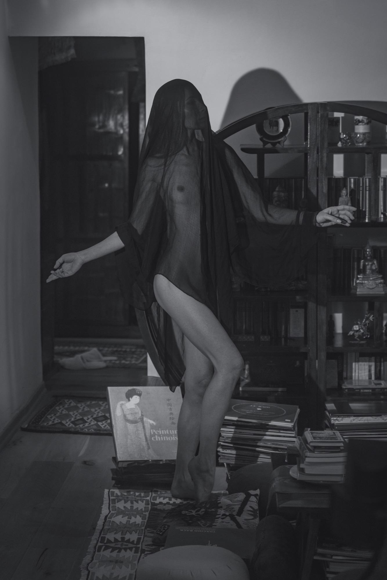 The Mystery Of The Veil - Claudio Pari & Luci Image 3