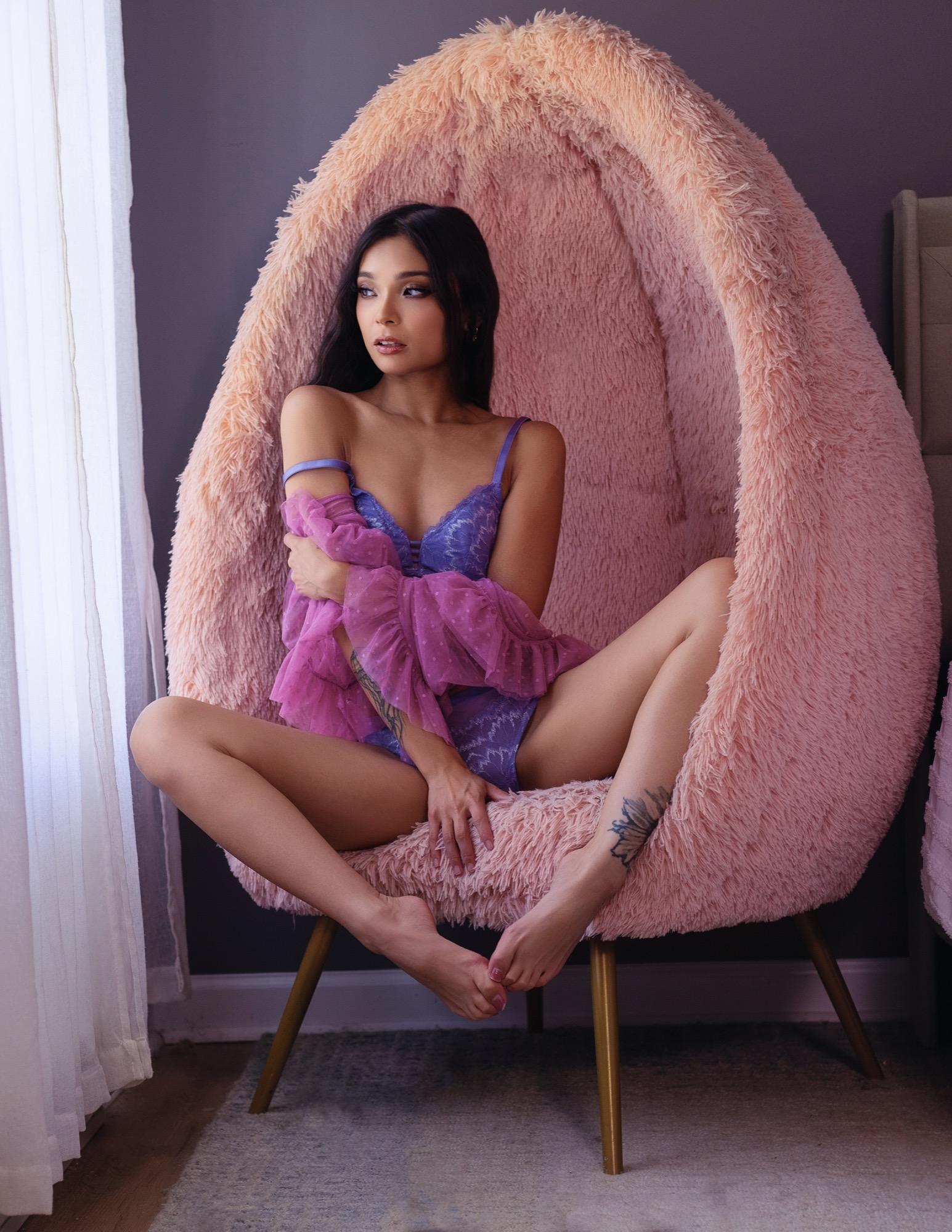 The Pink Chair - Victor Cephas Sr. & Brii Zee Image 6