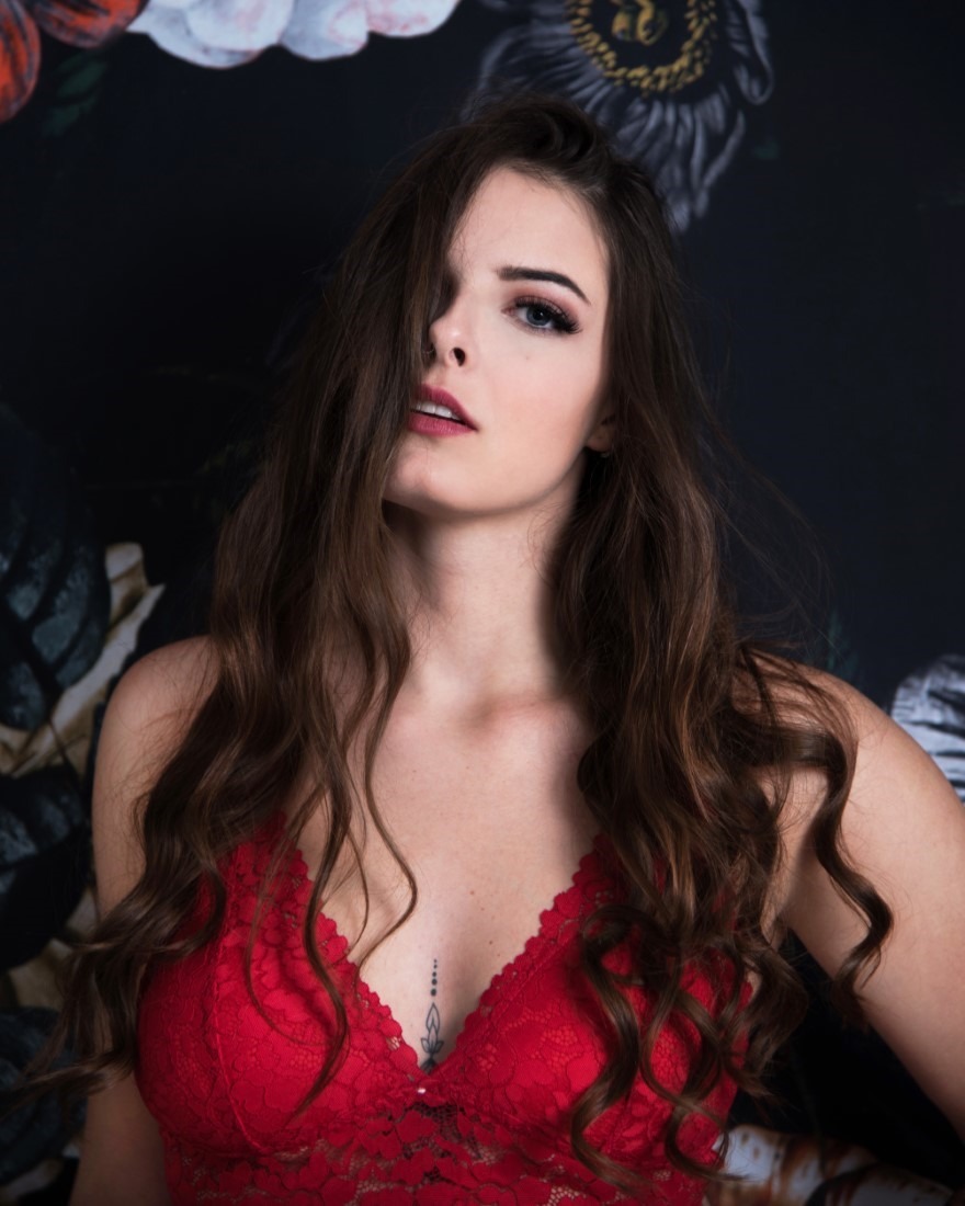 The Subtle Delicacy - Grayli & Ashlee Champagne Image 9
