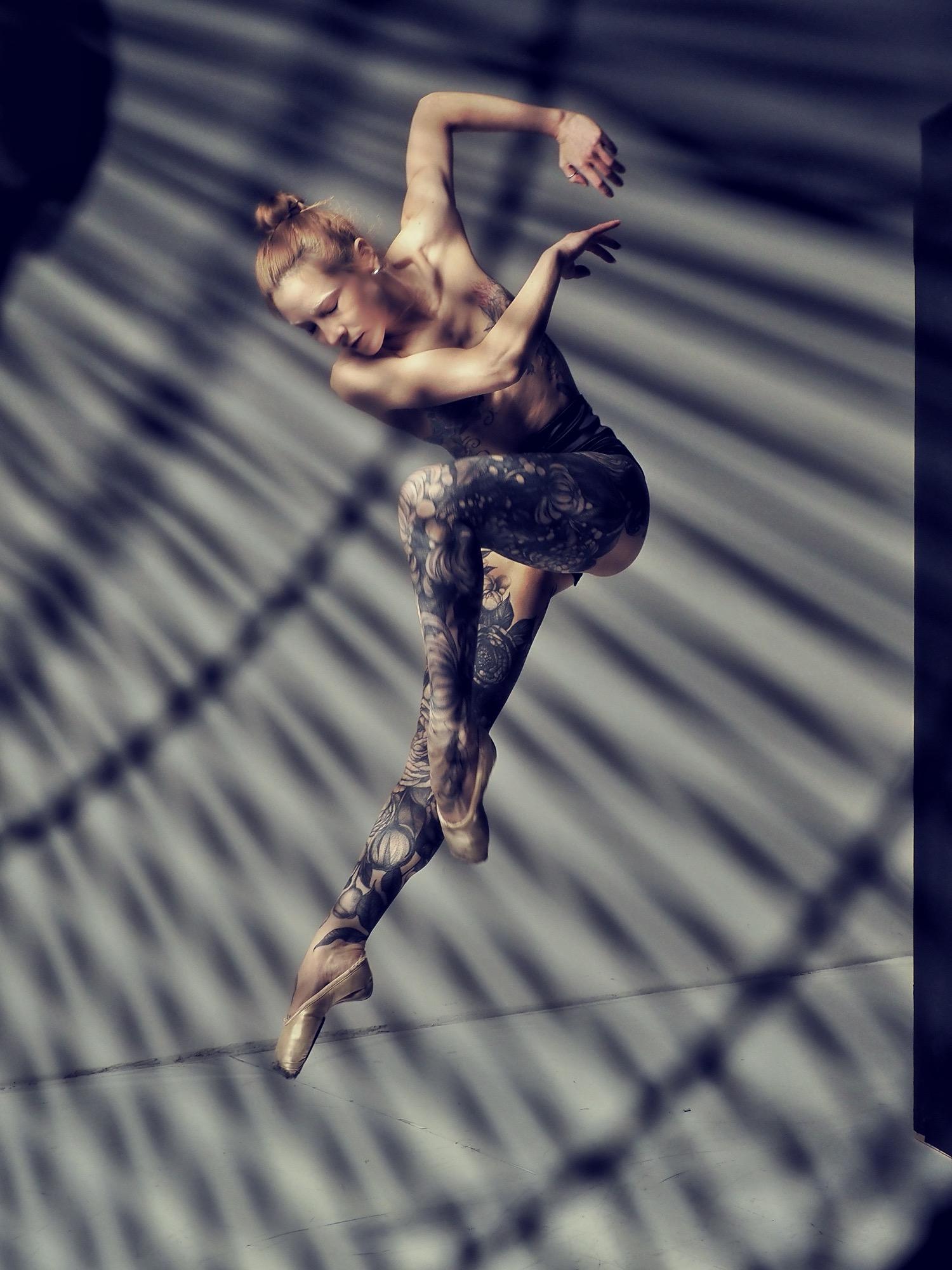 Through The Fan - Joachim Thomas & Ludovica Abrate & Ambra Zannoni & Francesca Pellegrini  Image 9