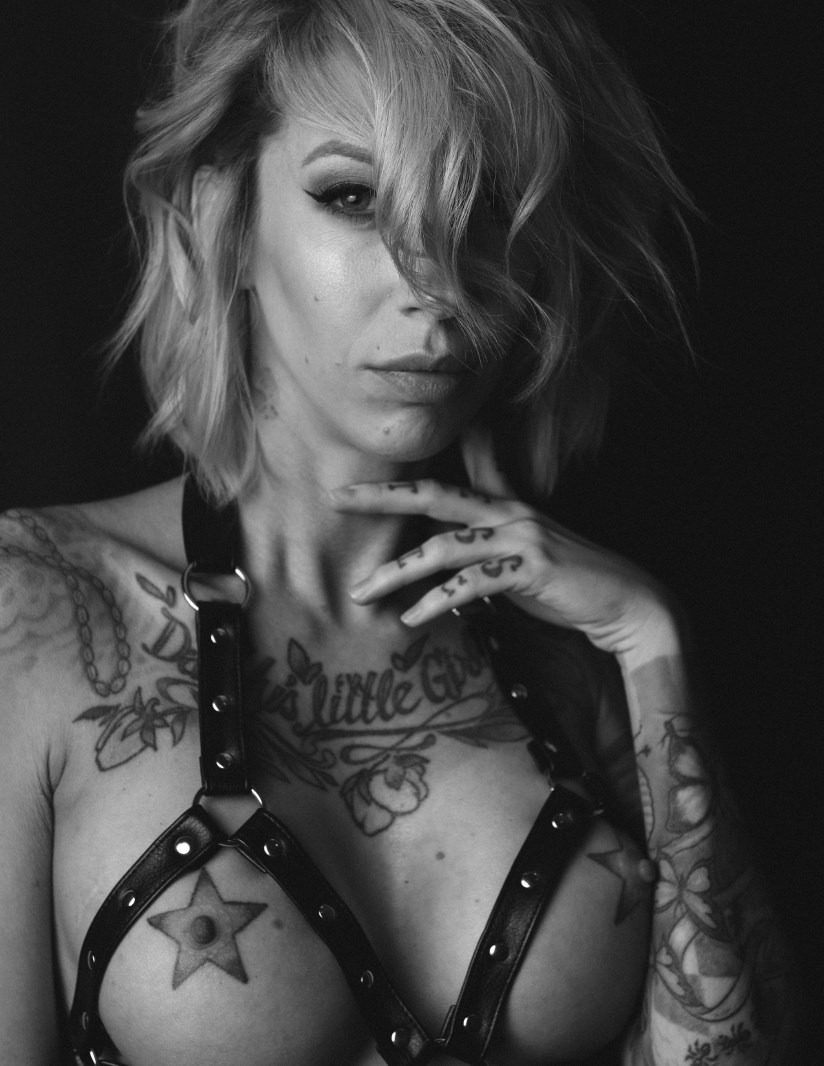 Tobias Hibbs & Jennifer Lynn - Do  What I Ask Image 13