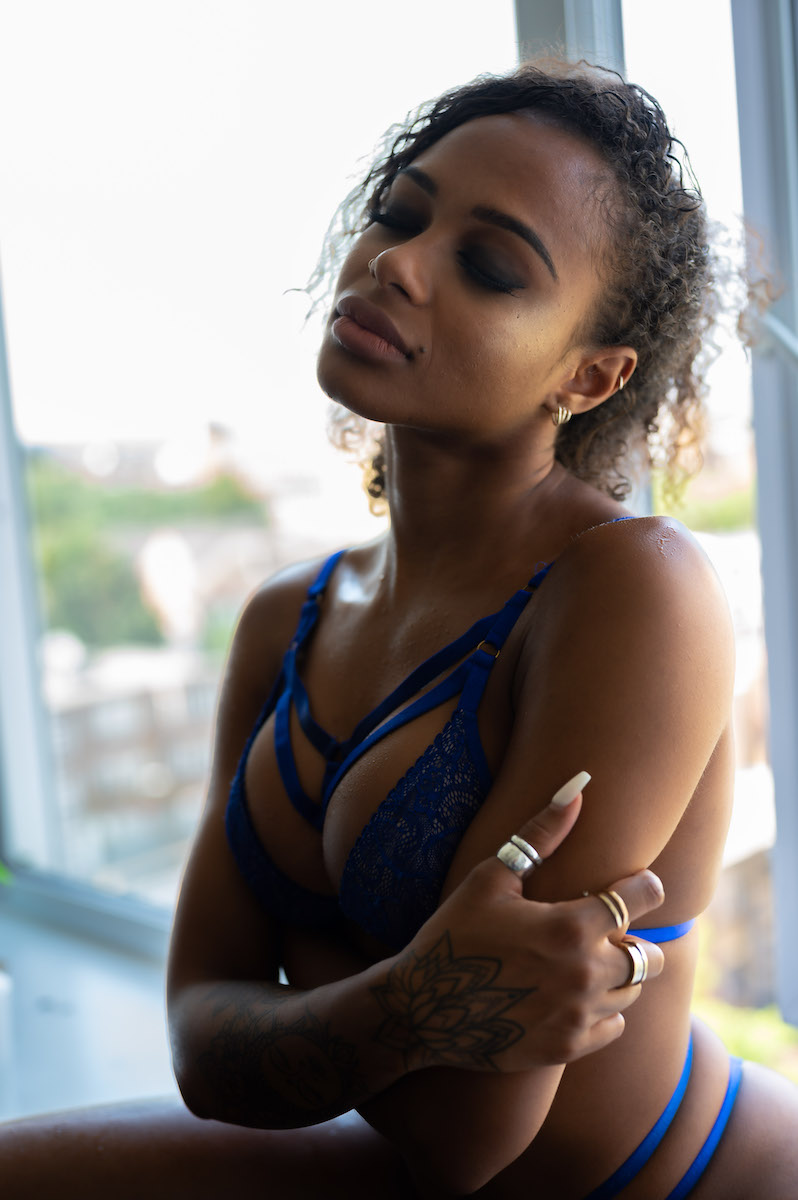 Too Hot to Handle - Shannoncristal & Adam Csomor Image 18