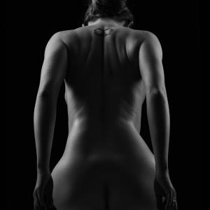 Tranquility Kelsie Oaks Xi Zeng 29 X9und8w Low Key Fine Art Nude Photography