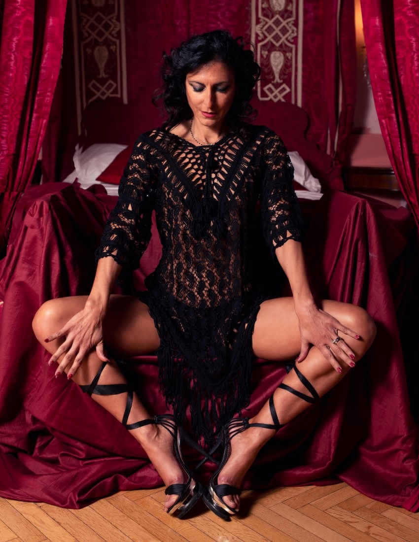 Vampyras - Bellasirena & Camilla & Thehorus Image 30