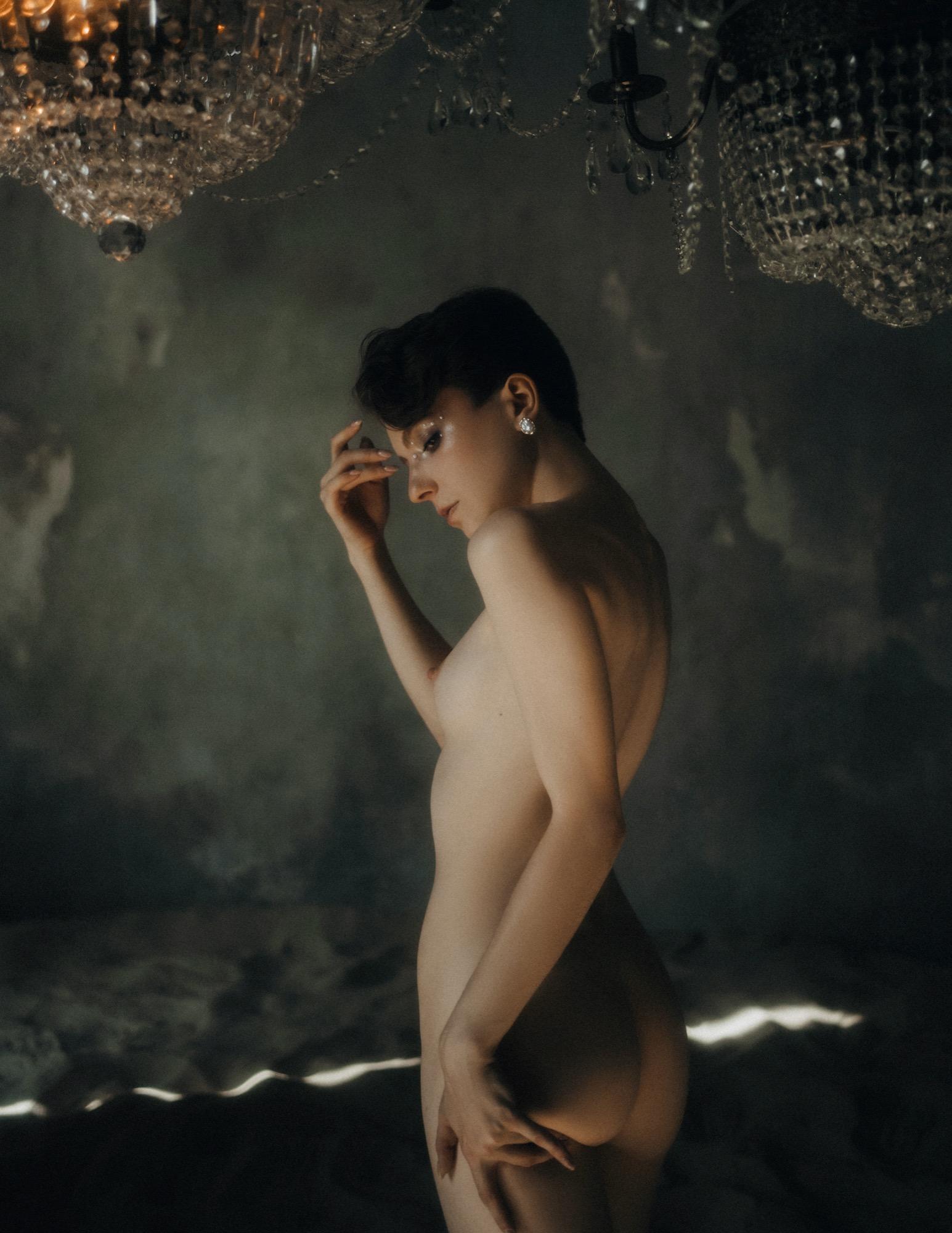 Venus In Pearls - Vera Shvartsburg & Nord Falcon Image 5