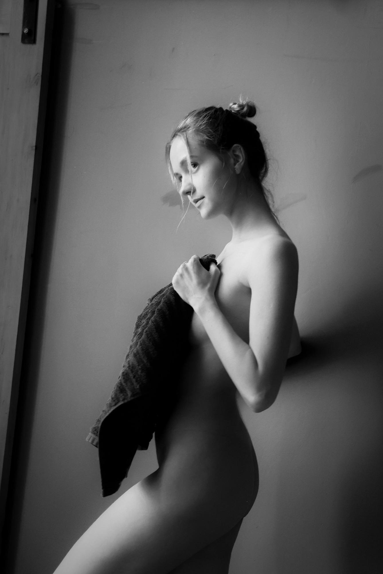 Veronika Strawberry - Andrew Murphy & Veronika Strawberry Image 15