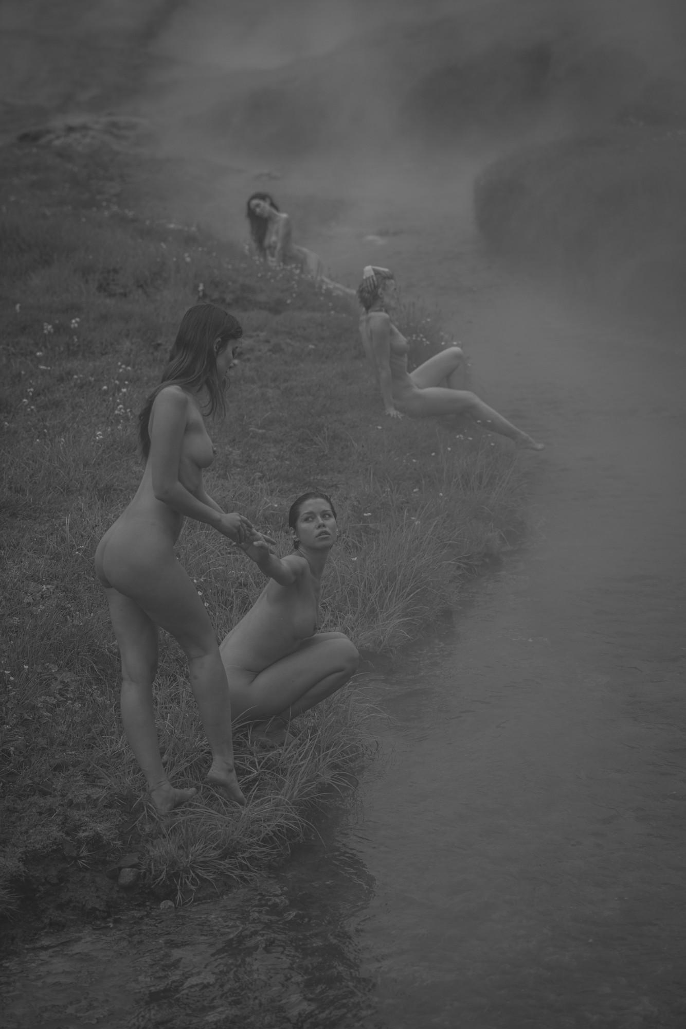 Water Ritual - Claudio Pari & Alshira Alcíbar-arechuluaga Gumb & Anastasila & Ksenia & Mini Nini Image 12