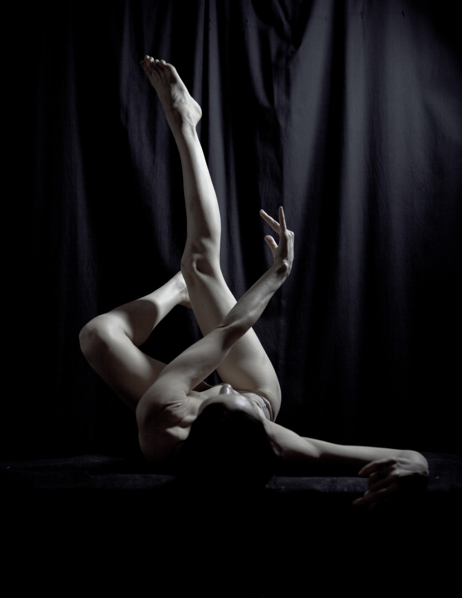 When light meets shadow - Irina Vladimirovna & Janelle J Jensen Image 9