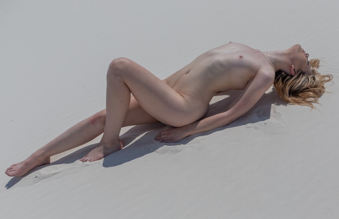 Whit Sands Beauty - Liana Fields & Richard 'andy' Mills Image 10