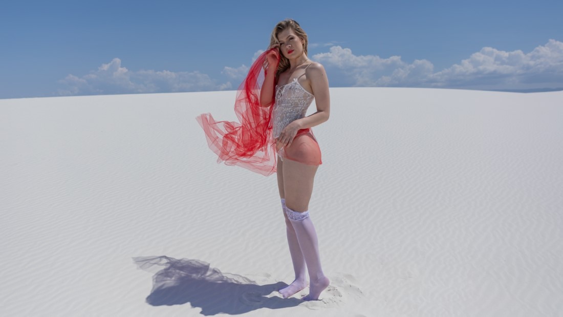 Whit Sands Beauty - Liana Fields & Richard 'andy' Mills Image 22