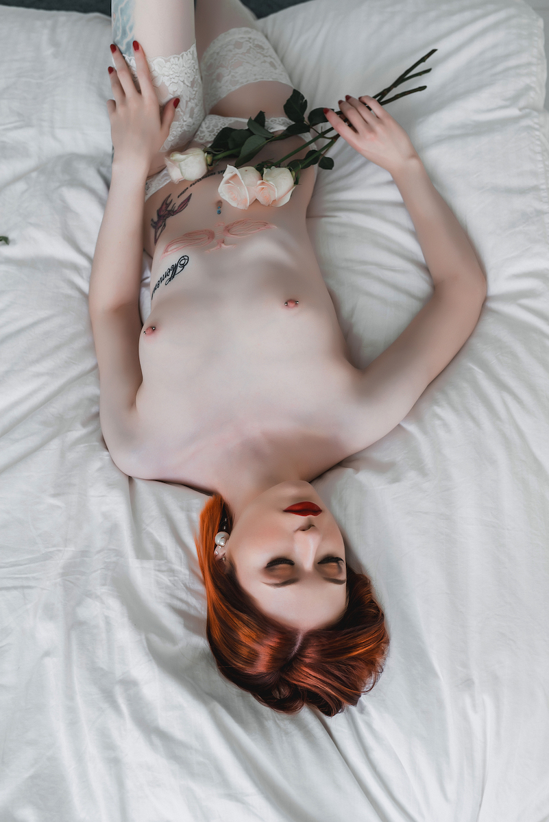 White Room - Evgeniya Jeni_la & Natalya Ashcheulova Image 13