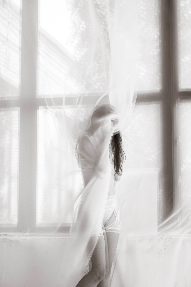 White Sunlight Room - Solomiia Sokol & Artem Tymoshenko Image 9