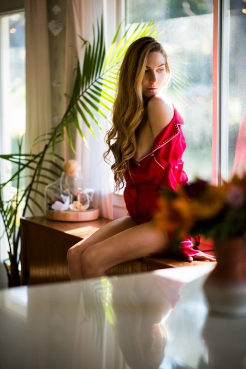 Will Hollis & Elizabeth Lestina - Elizabeth Image 5