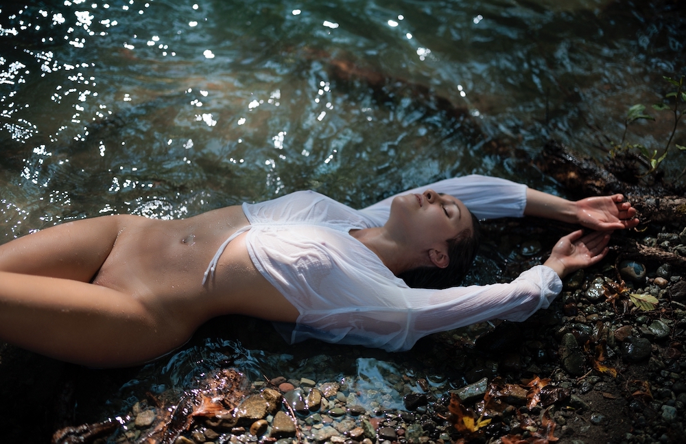 Woodland Goddess - Dahlia Wolf & Xavier Wiechers Image 12