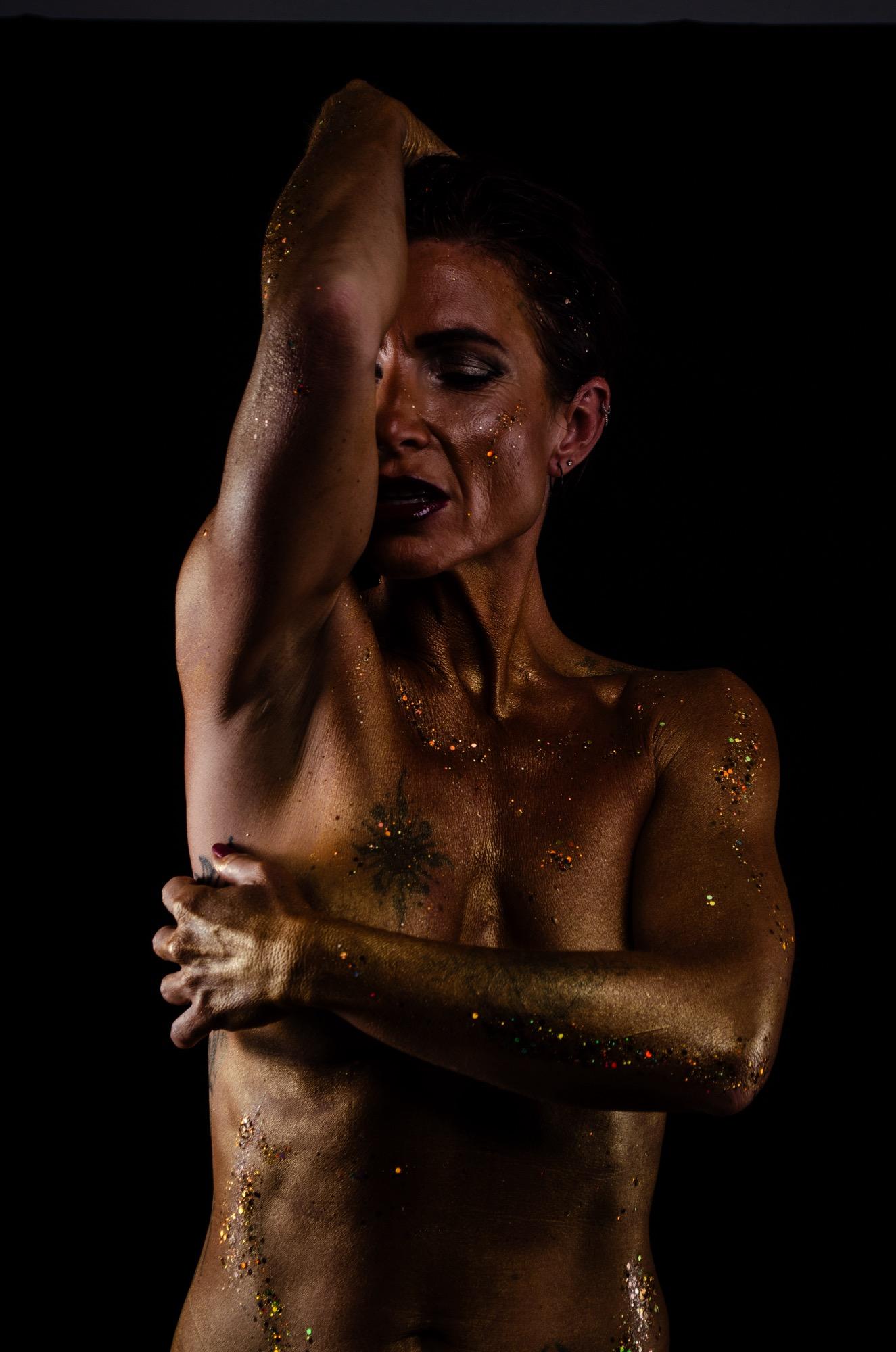 Wrapped In Gold - Ash Rahman & Indi Kovacevic Image 3