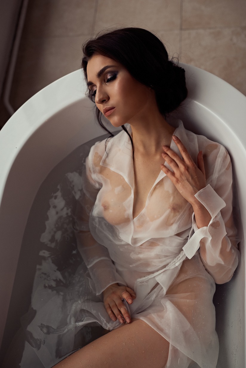 Yulia Gracheva & Dmitry Bugaenko - One Cloudy Morning Image 12