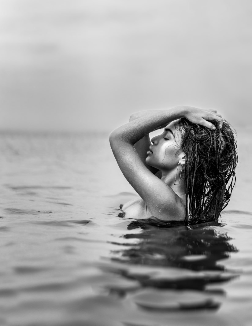 Zlata Ivleva & Luisa Gomez - Last Days Of Summer Image 4