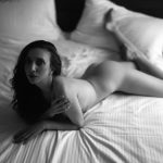 02 331 Boudoir Poses on the Bed