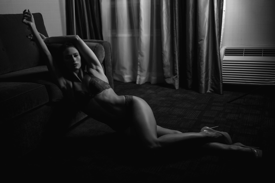 Sensual Silhouettes - Ashley Young & Drew Fronda &  Randy Ordinario Image 2