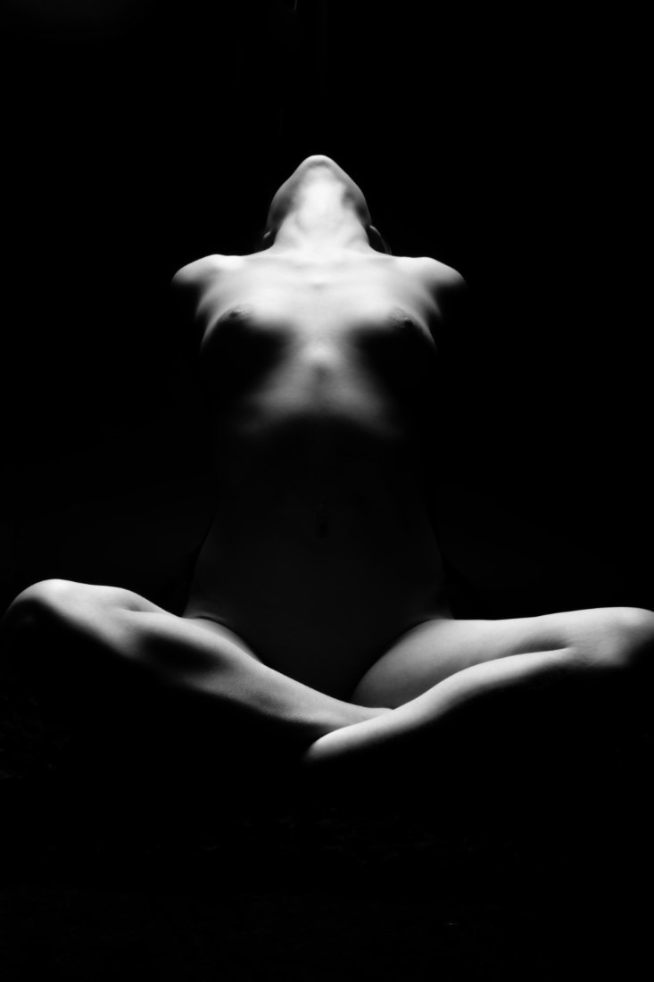 Bodyscapes - Remae Lynn & Christopher Alexander Image 8