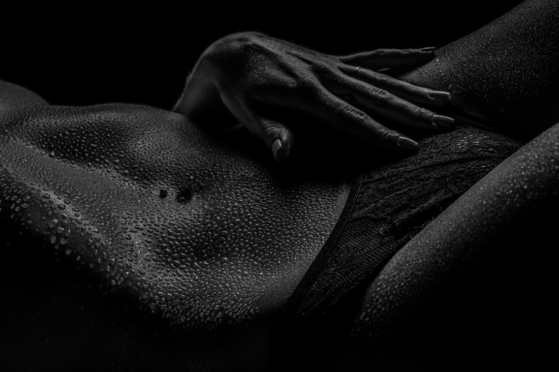 Elegance In Black& White - Chala Deshner & Marco Van Doeveren Image 9