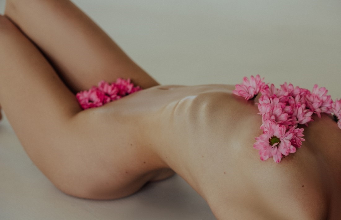 Nude Flower - Polina Grustlivaya & Mikhail Vazhenin Image 2