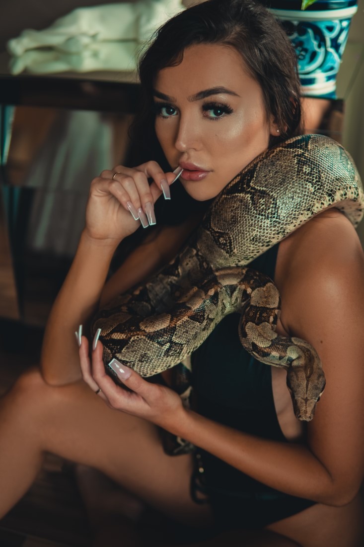 Serpent Sensual - Serena Becker & Jon Jimenez Image 5