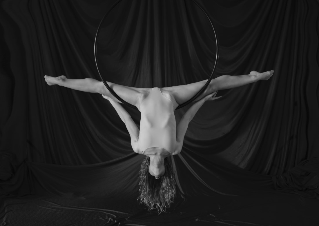 Suspension - Poppyseed Dancer & Vito Servideo Image 5