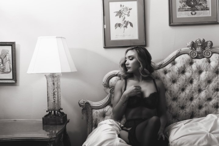 Veronica Yankowski & Anna Duffy & Les Saisons B&B  - Sweet & Sexy Image 17