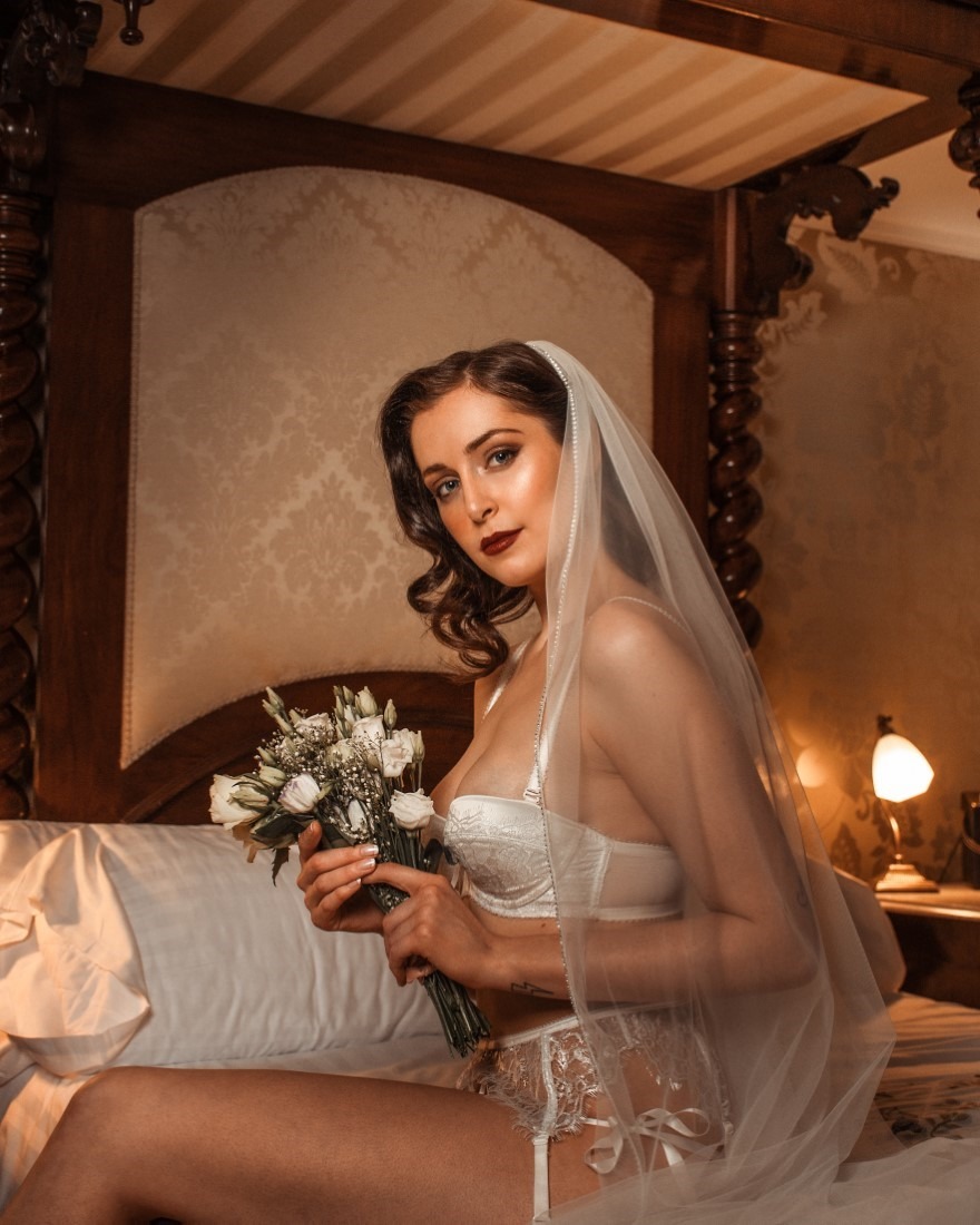Wedding Boudoir - Ashleigh Taylor & Nadezda Stewartv Image 3