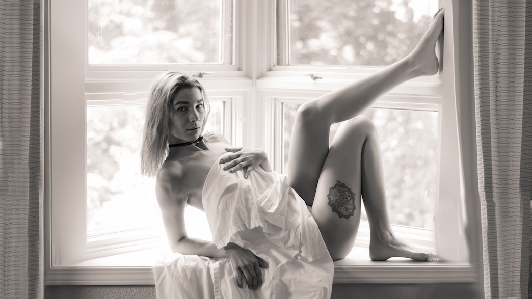 Amanda Nicole & Twisted Kilt Photography - Window Seat Sun Image 10
